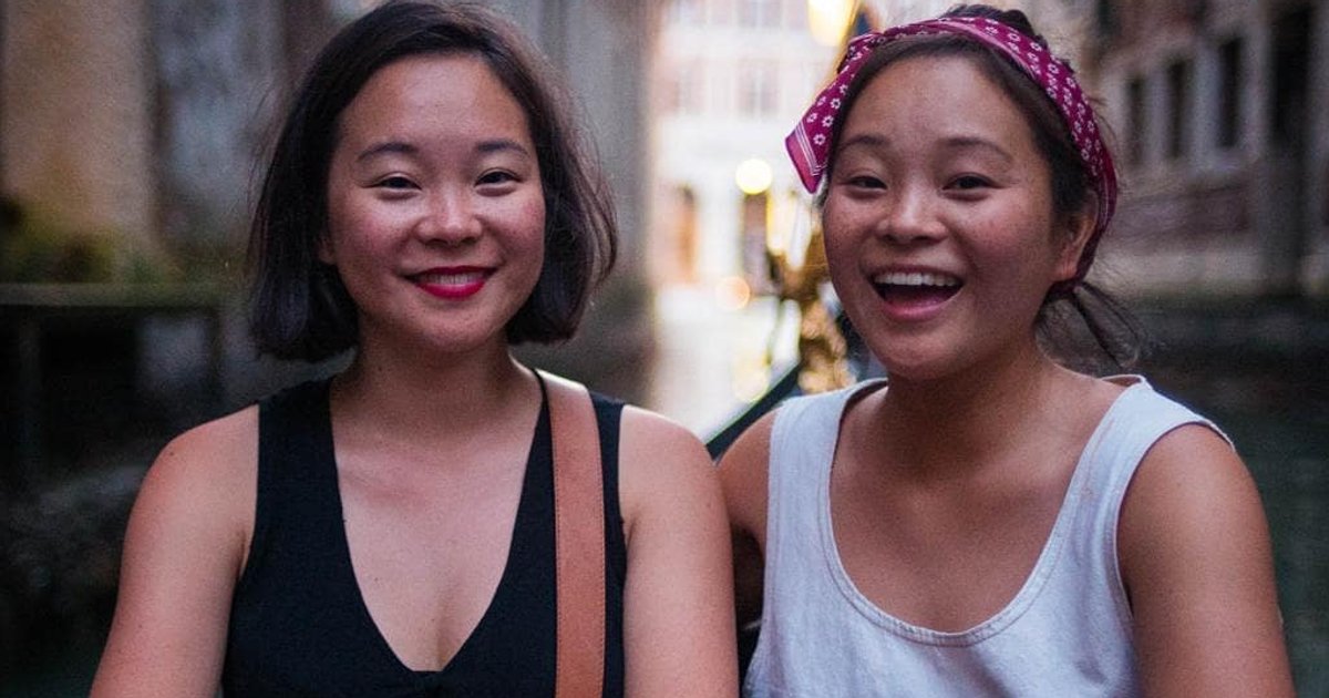 Anaïs Bordier and Samantha Futerman Twin Sisters Discover Each Other